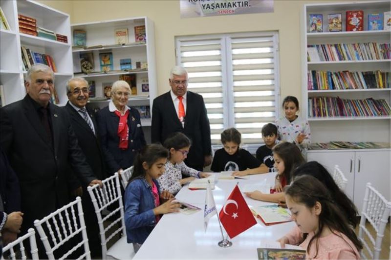Ergene´de Atatürk Gönüllüleri Zübeyde Hanım Kütüphanesi Açıldı