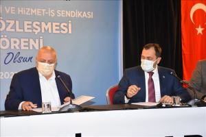 Süleymanpaşa Belediye işçilerinin sözleşme sevinci 