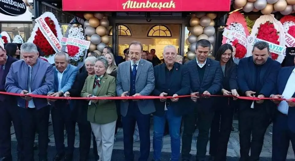 ALTINBAŞAK UNLU MAMÜLLERİ LEZZET ZİNCİRİ BÜYÜMEYE DEVAM EDİYOR